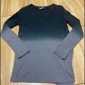 Loveriche Women’s Small Lightweight Sweater